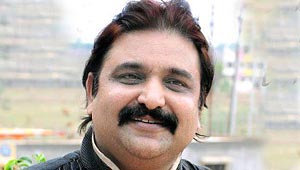 संजय वाजपेयी बिल्डर