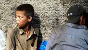 नशे बाज बच्चे-रायपुर
