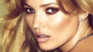 केट मॉस- मॉडल