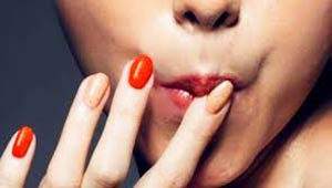 केएफसी नेलपॉलिश