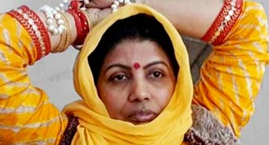 साध्वी जयश्री गिरि फरार